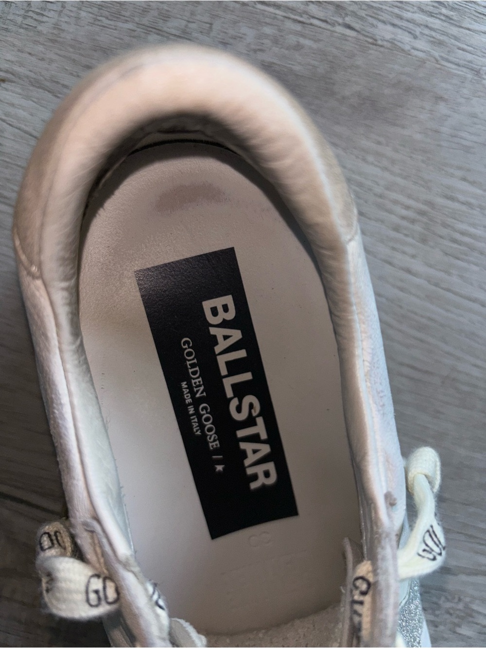 Golden Goose Ballstar sneakers size 39 with new laces - Picture 7 of 7